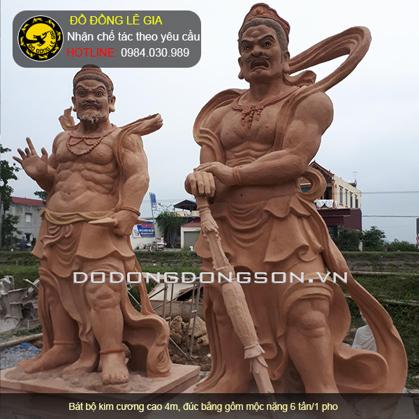 Bát bộ kim cương bằng gốm mộc cao 4m