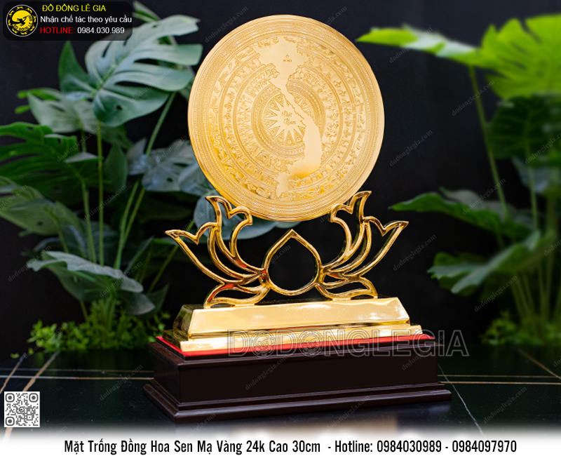 Ảnh Biểu Trưng Mặt Trống Hoa Sen để bàn mạ vàng 24k cao 30cm