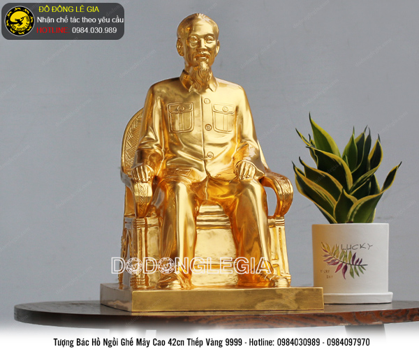 Tượng Bác Hồ ngồi ghế mây thếp vàng 9999 cao 42cm