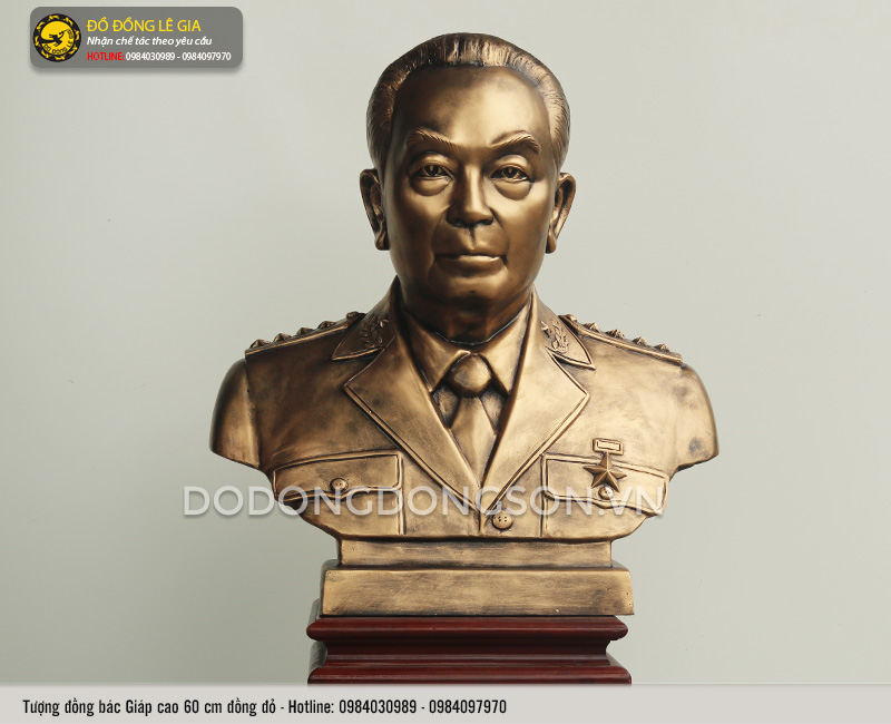 Tượng Đại Tướng Võ Nguyên Giáp bằng đồng đỏ cao 60cm