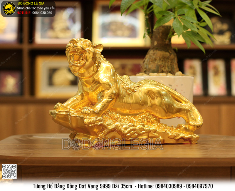 Tượng Hổ Đứng Cây Tùng dát vàng 9999 dài 35cm