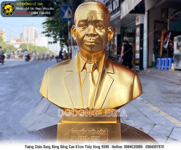 Tượng chân dung cụ ông thếp vàng 9999